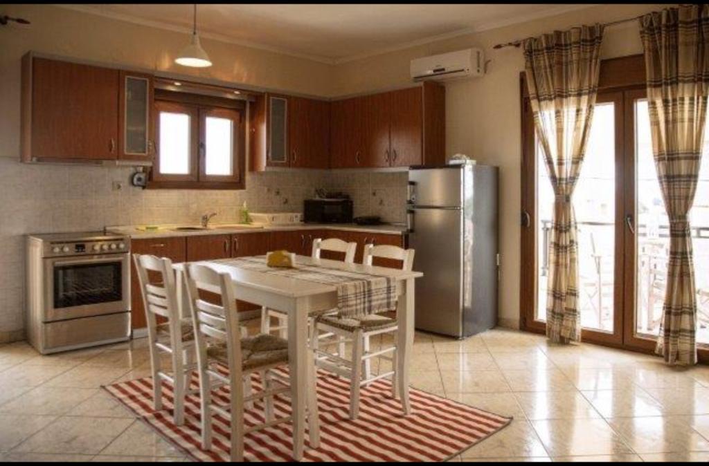 Grey House Apartments 尼基季 外观 照片