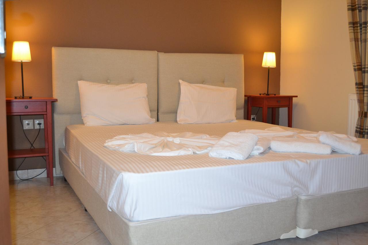 Grey House Apartments 尼基季 外观 照片